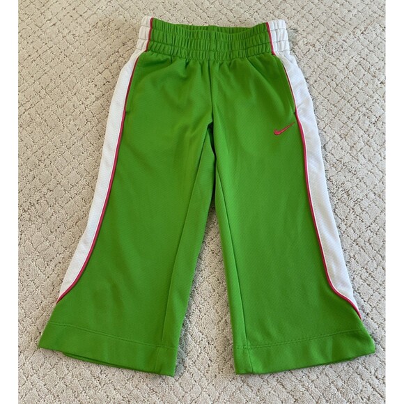 Nike Girls size Small Green Pull on waist 2 Front Pocket Active Capri.EUC - Picture 2 of 8